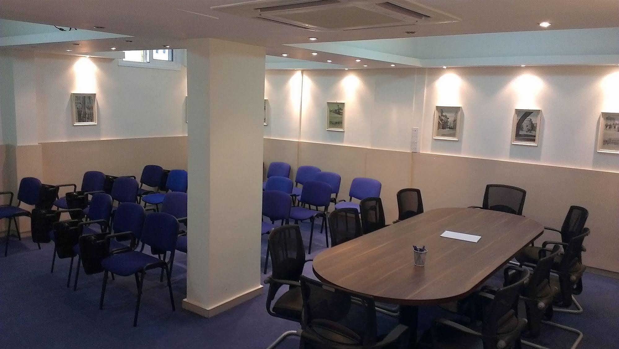 Frixos Suites Hotel Apartments Larnaca Eksteriør billede