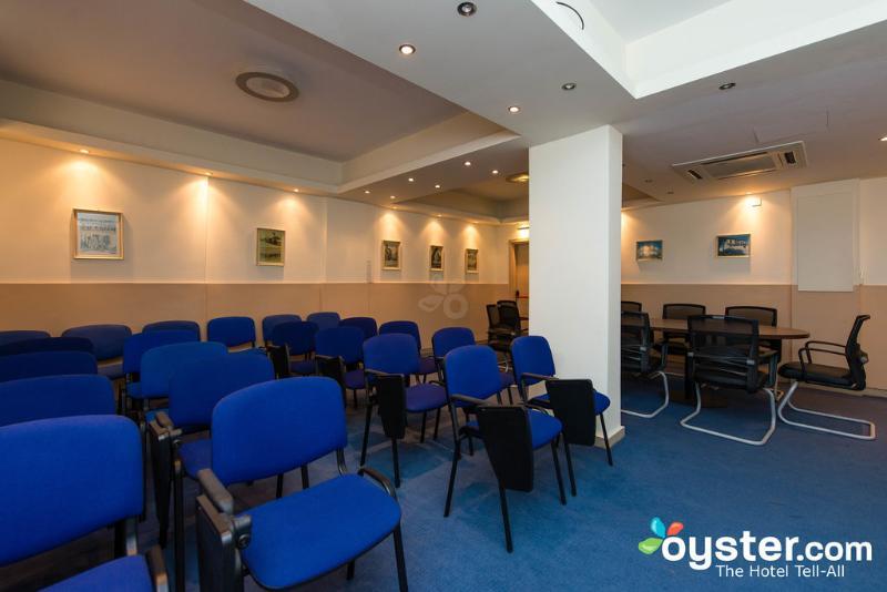 Frixos Suites Hotel Apartments Larnaca Eksteriør billede